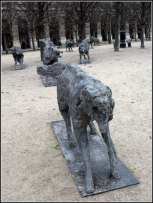 Les loups d Estoppey - Jardins du Palais Royal (Paris)